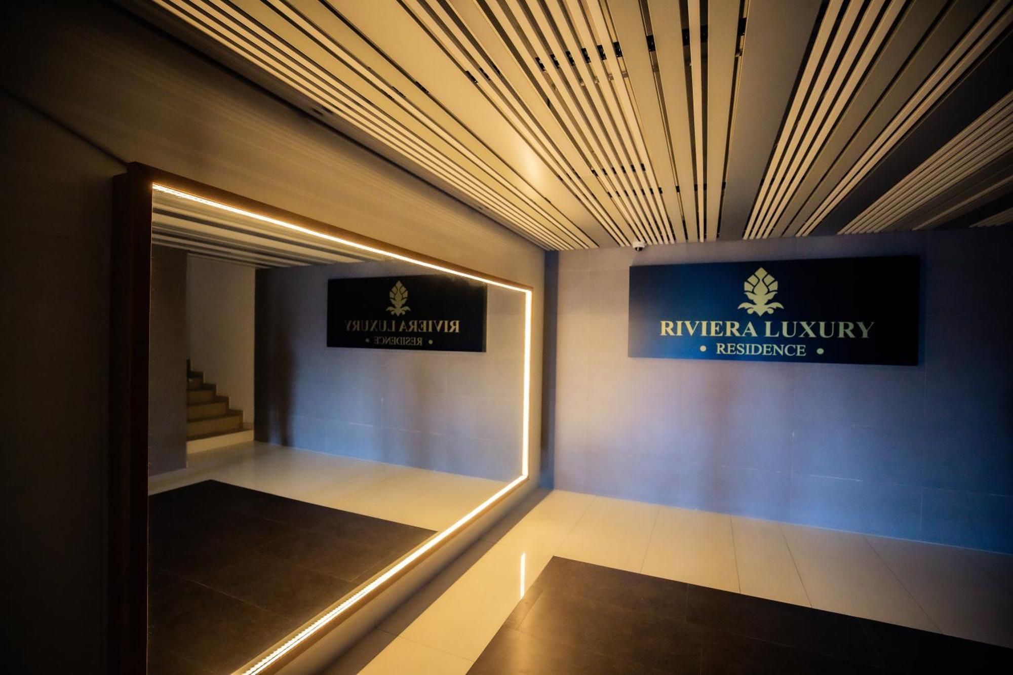Red Hotel Riviera Suite&Lake Cluj-Napoca Exteriör bild